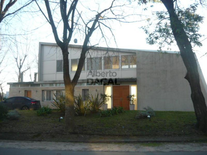 Foto de Casa en Venta en Grand Bell Grand Bell - Alberto Dacal Propiedades, imagen 2