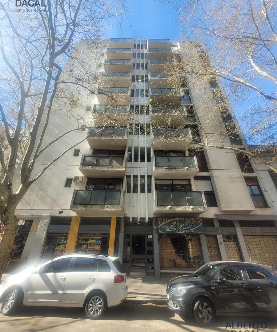 Foto de Departamento 2 dormitorios todo al frente zona céntrica, imagen 1