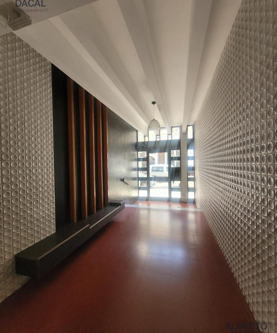 Foto de Departamento 2 dormitorios todo al frente zona céntrica, imagen 3