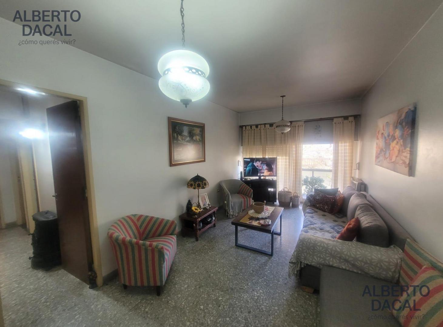 Foto de Departamento 2 dormitorios todo al frente zona céntrica, imagen 5