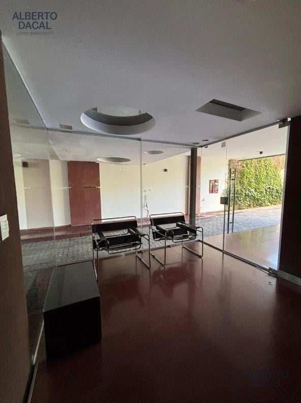 Foto de Departamento en venta en La Plata. 2 ambientes cercano a facultados., imagen 1