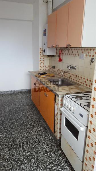 Foto de Departamento en Alquiler en 50/11 y 12 La Plata - Alberto Dacal, imagen 4