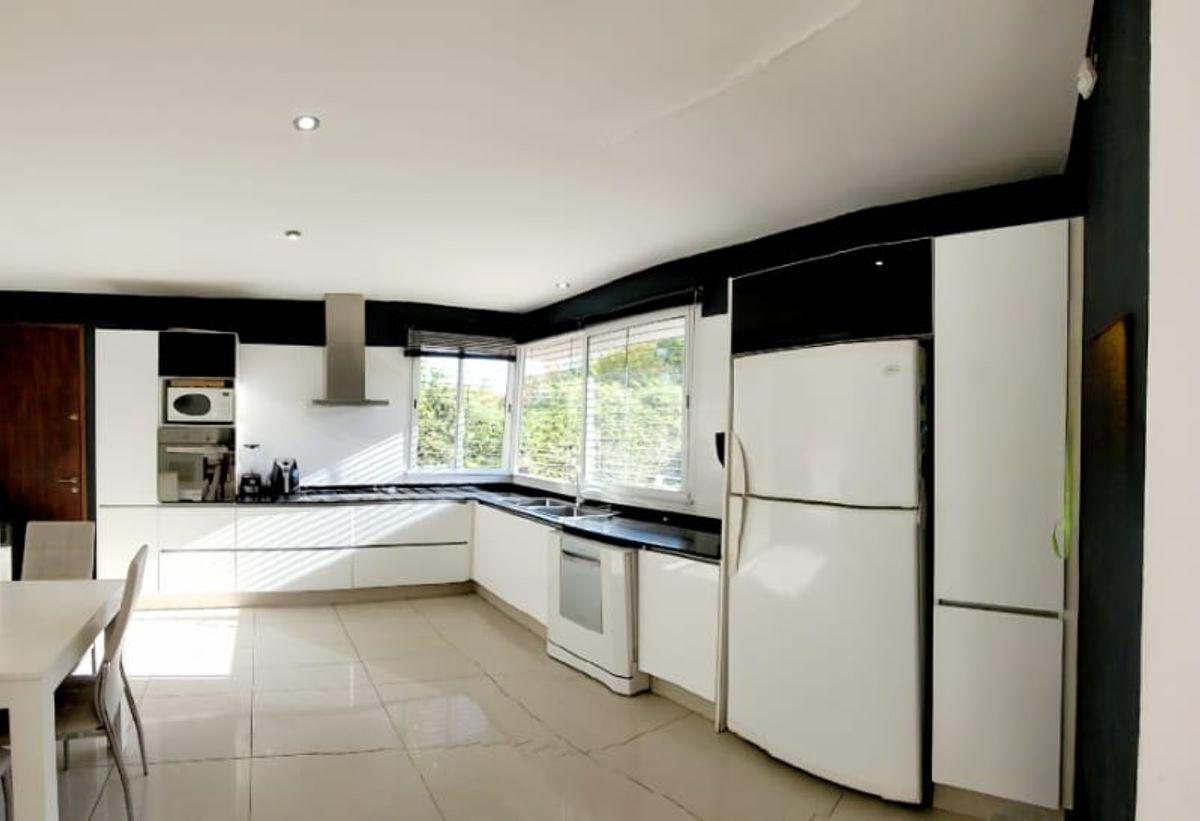 Venta Permuta Casa Huerto del Sol Chacras Mza 5