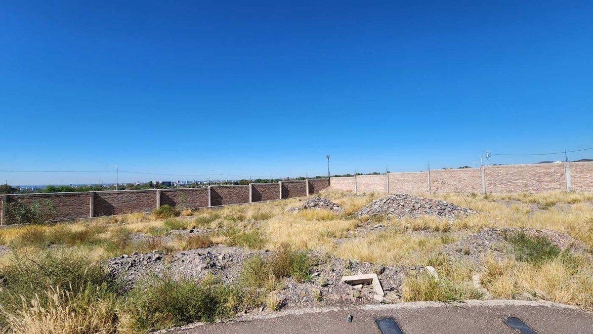 Venta Lote Apto PH B° Privado Frente Dalvian 5