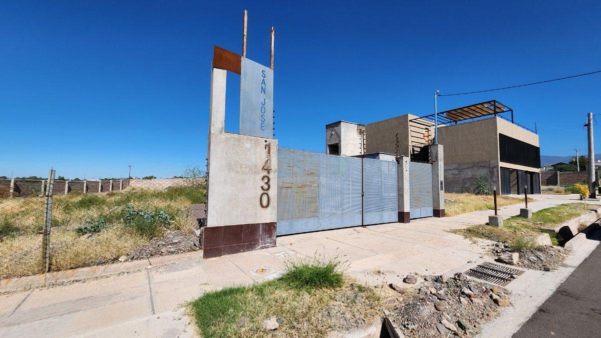 Venta Lote Apto PH B° Privado Frente Dalvian 4