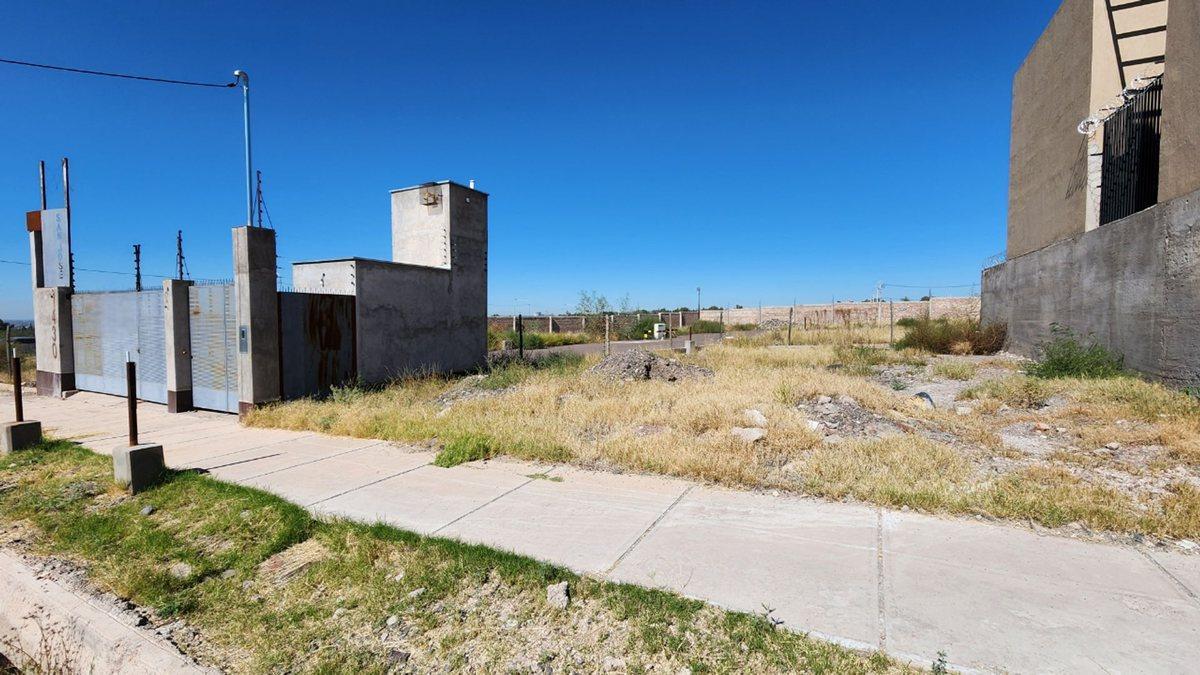 Venta Lote Apto PH B° Privado Frente Dalvian 3