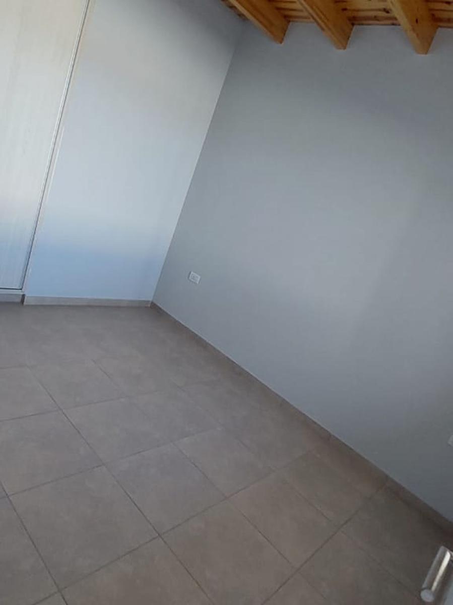 Venta Departamento Alto Mza, 2 Hab,1 Baño, Cochera 4