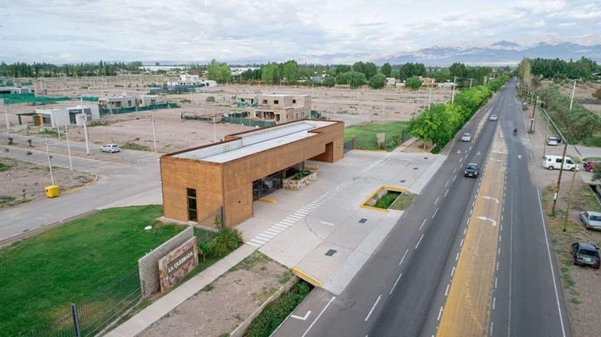 Venta de Terreno en Barrio Privado La Quebrada 5
