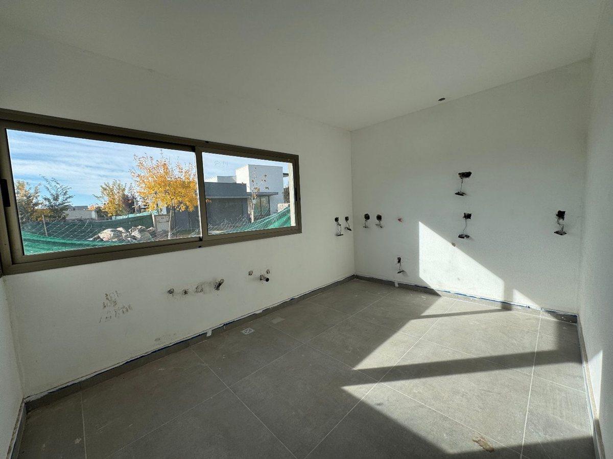 Casa en Venta Barrio Privado Estancia Bulnes 1