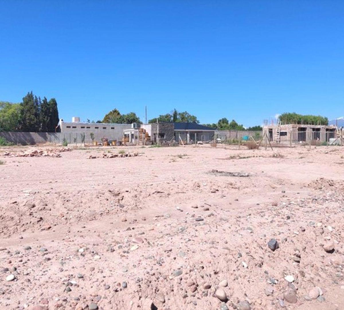Venta Lotes 250 m² B° La Cañada Gllén. 50% y Cuotas 3