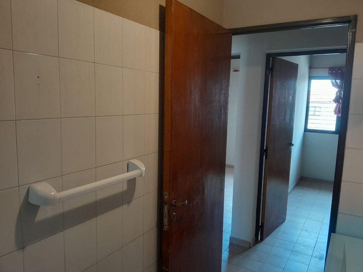 Venta Departamento Tres Dorm. en Godoy Cruz 2