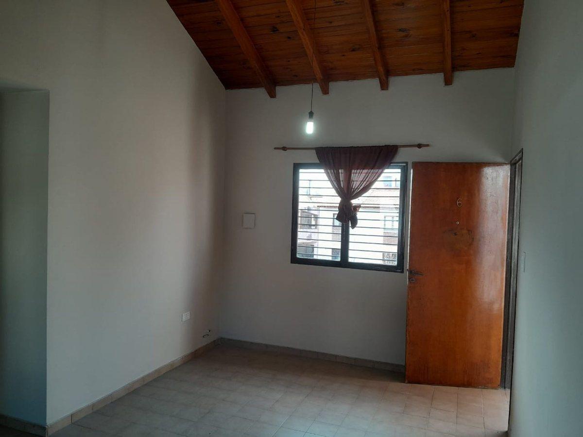Venta Departamento Tres Dorm. en Godoy Cruz 4