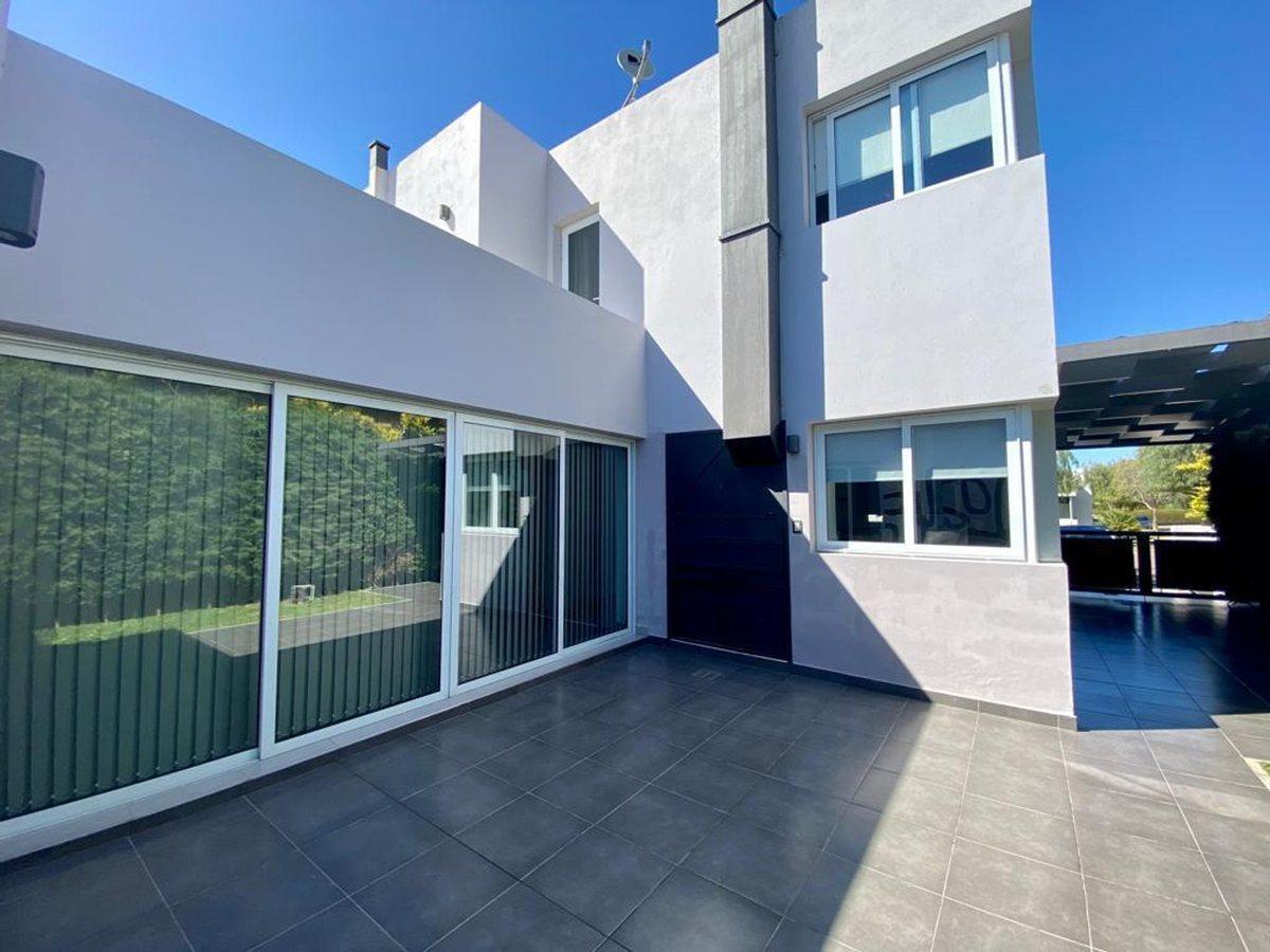 Venta Casa Barrio Dalvian Ciudad Mendoza 5