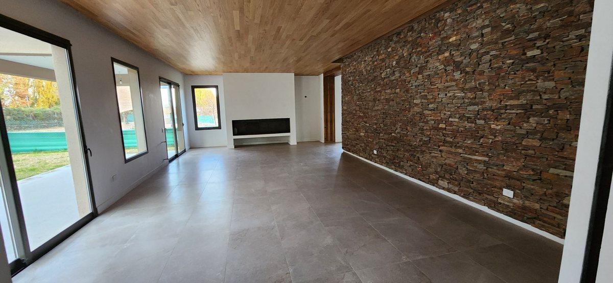 Venta Casa B°lavacherie 550 m² Cub Apto Credito 5