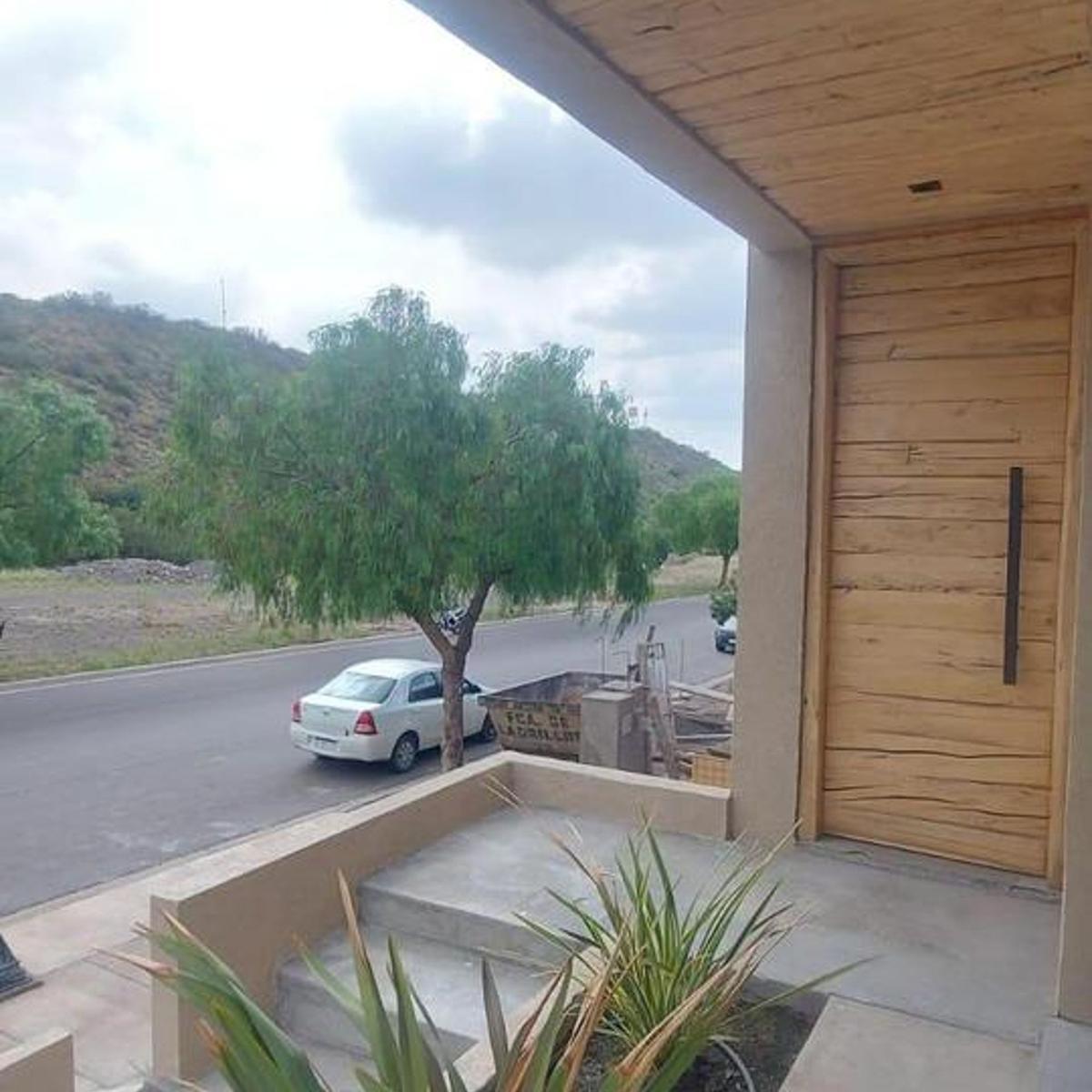 Casa en Venta Barrio Dalvian 3