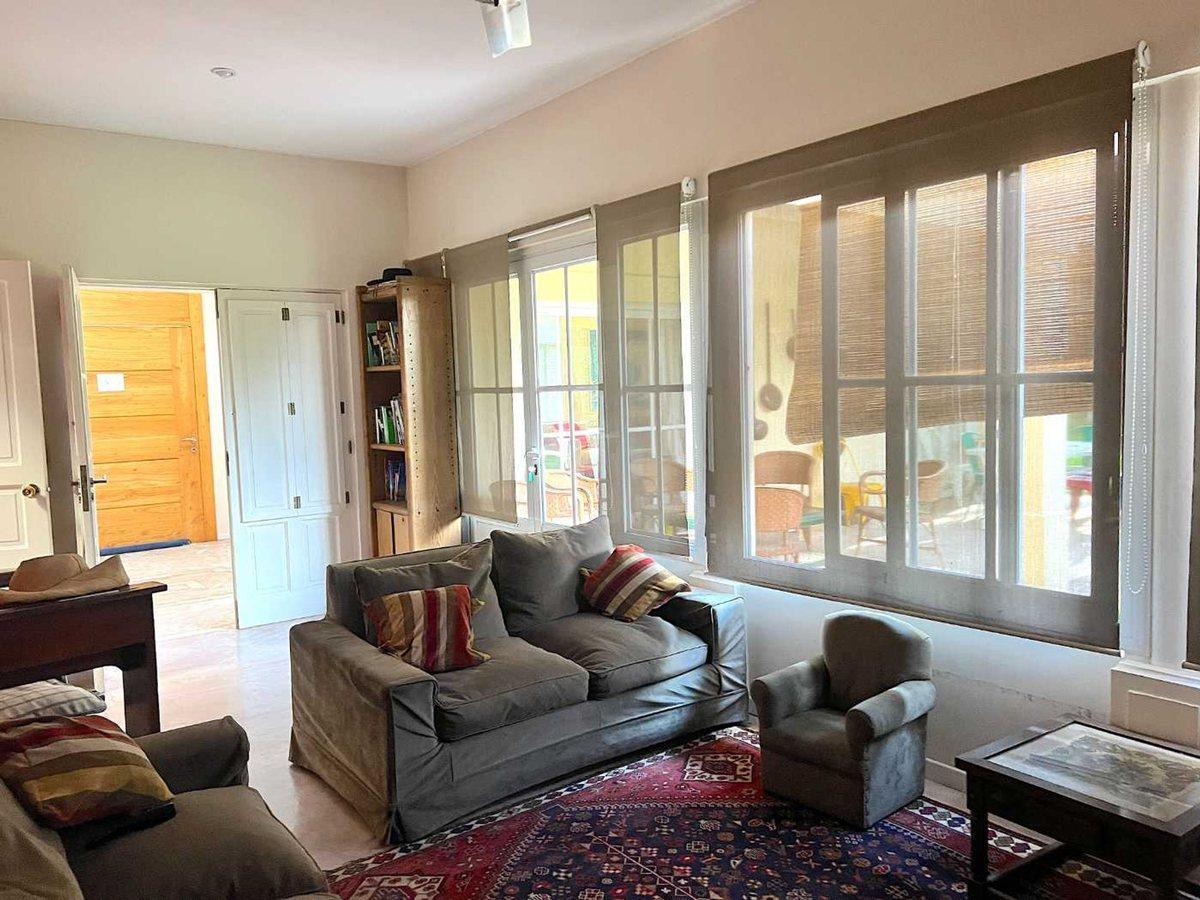 Casa de 6 Dorm. en Venta en Chacras de Coria 3