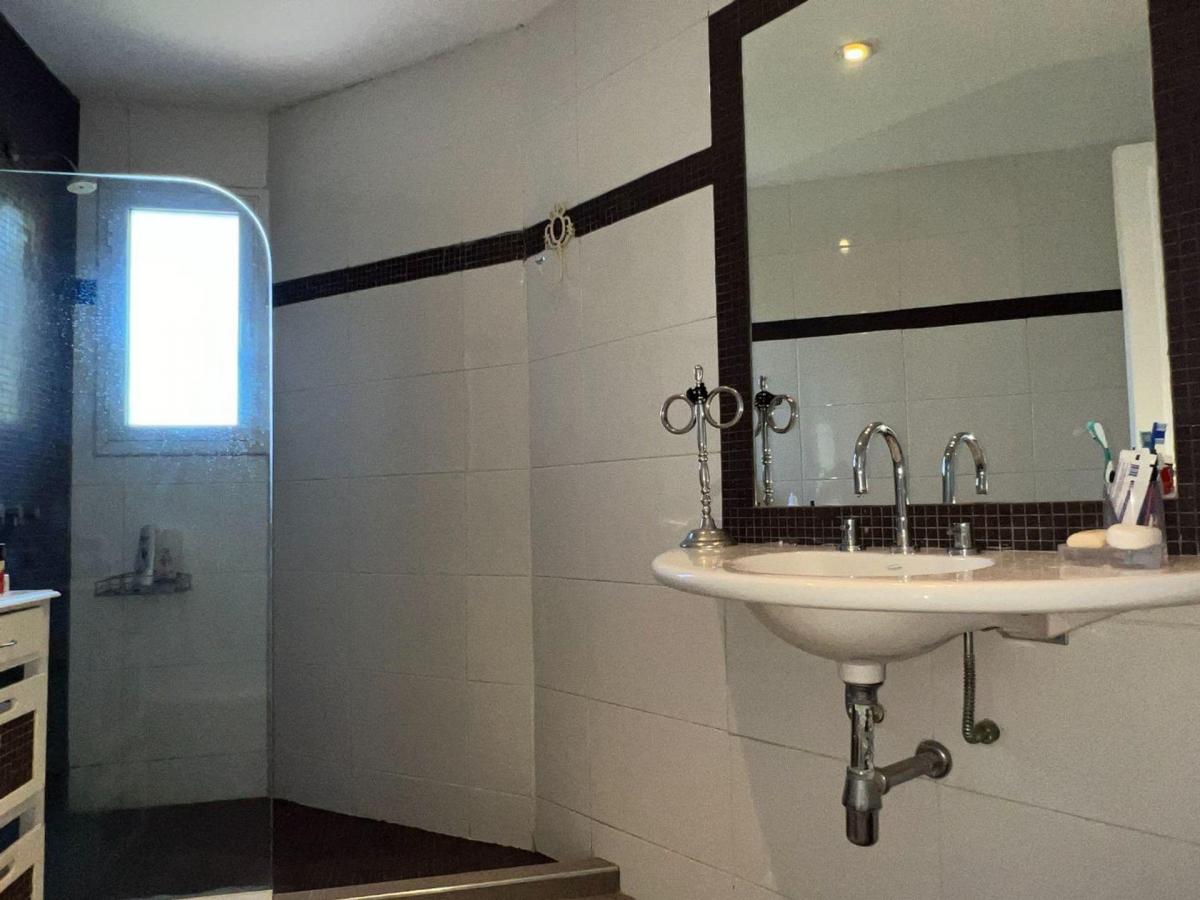 Casa a La Venta en Barrio Privado Pueyrredón 2
