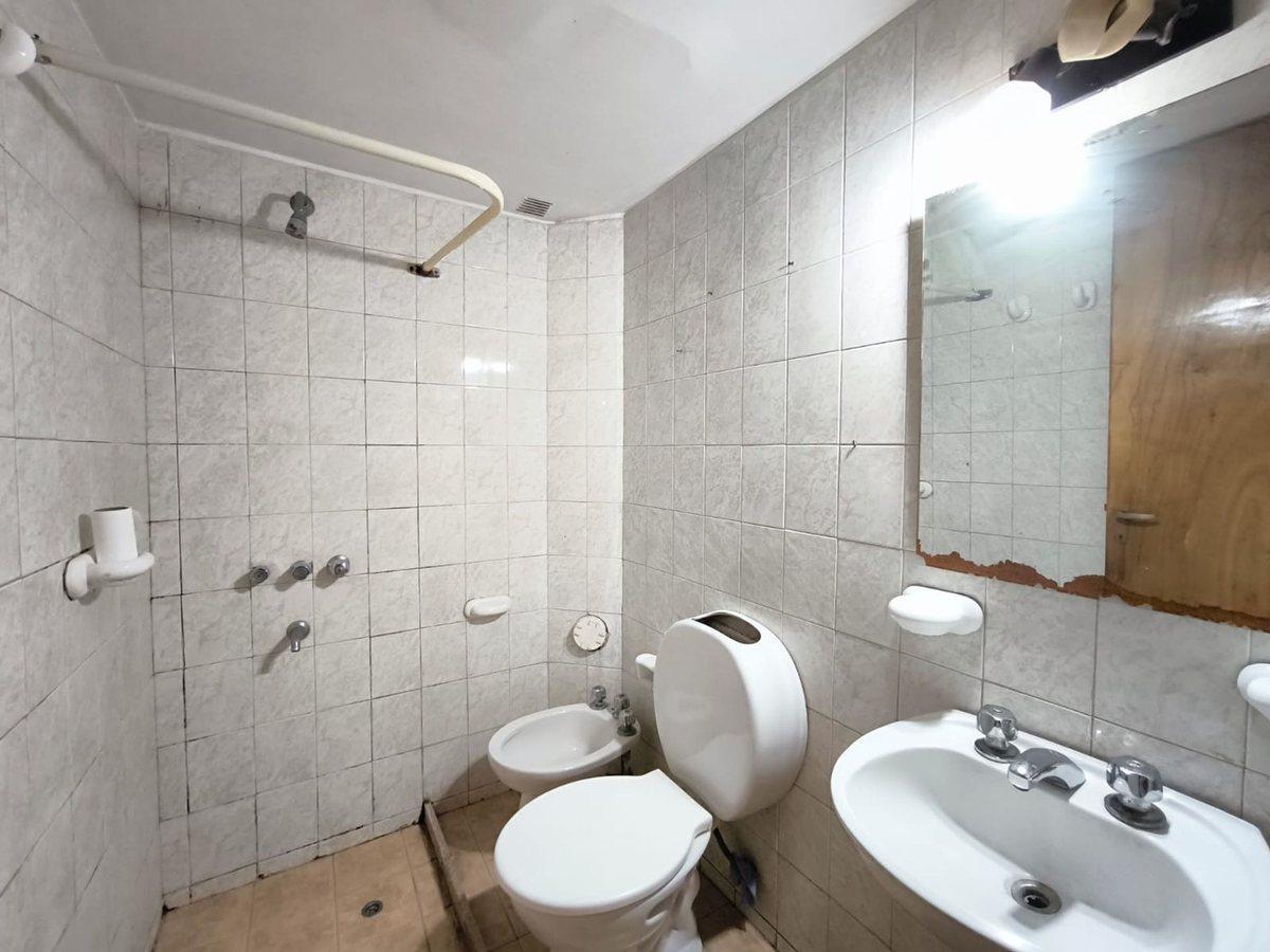 Venta Departamento con Cochera Dorrego Guaymallen 4