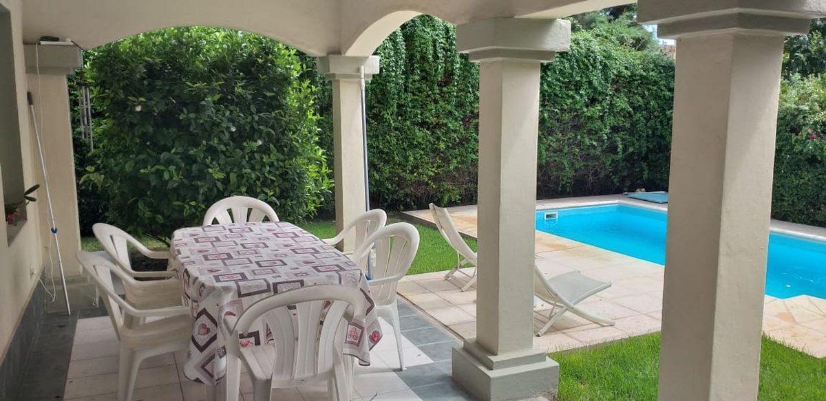 Casa 7 Ambientes en Venta en Club de Campo, Pileta 3