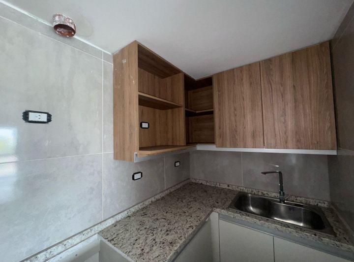 DEPARTAMENTO 2 AMBIENTES EN VENTA EN TORRE LELOIR 2