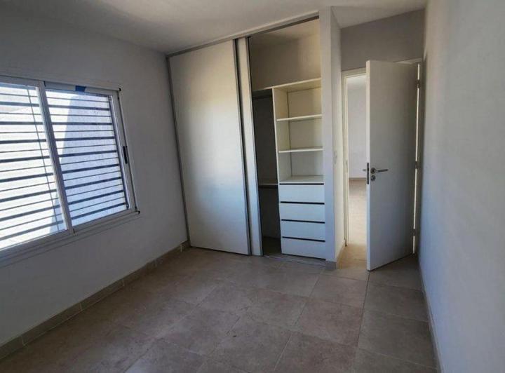 VENTA DEPARTAMENTO 2 DOMITORIOS Y COCHERA 2