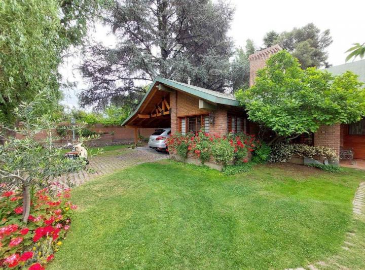 VENTA DE CASA DE CATEGORIA EN CARRODILLA 2