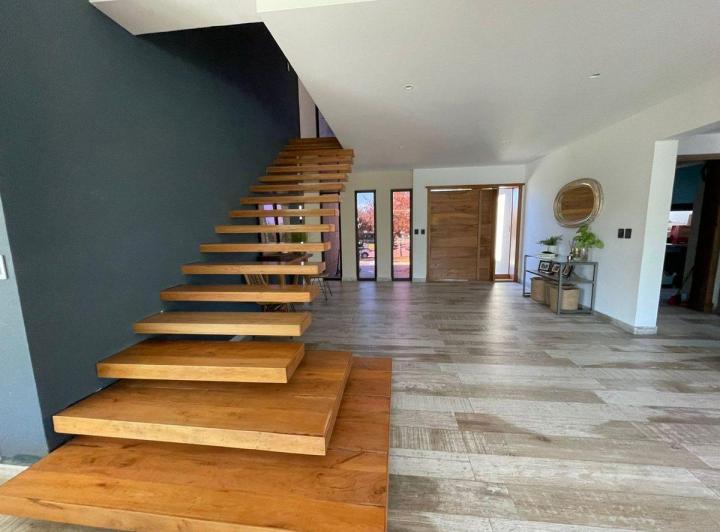 CASA DE LUJO VENTA CHACRAS RINCON DE ARAOZ MENDOZA 1