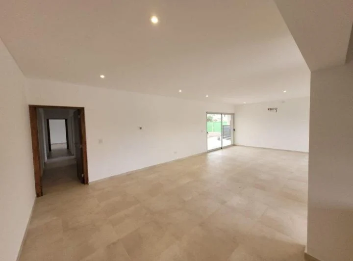 CASA 4 DORMITORIOS 3 BAÑOS B° LAR DE BOEDO CENTRAL 3