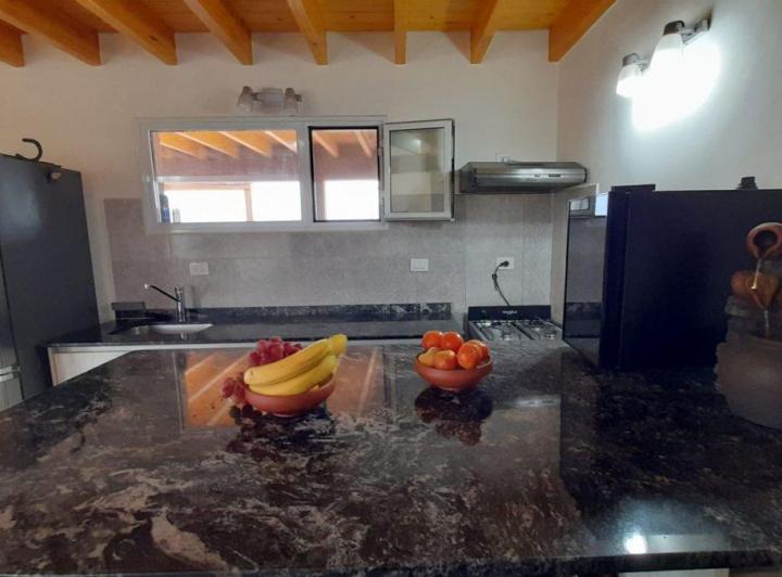 VENTA CASA EN POTRERILLOS MENDOZA 4