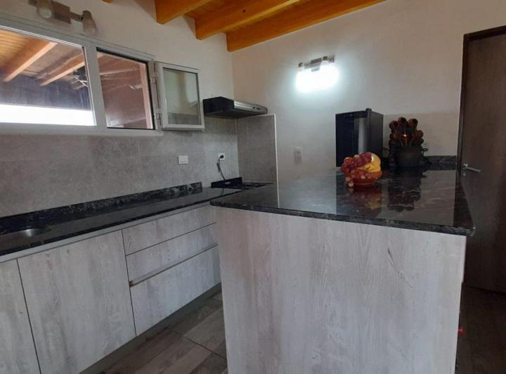 VENTA CASA EN POTRERILLOS MENDOZA 2