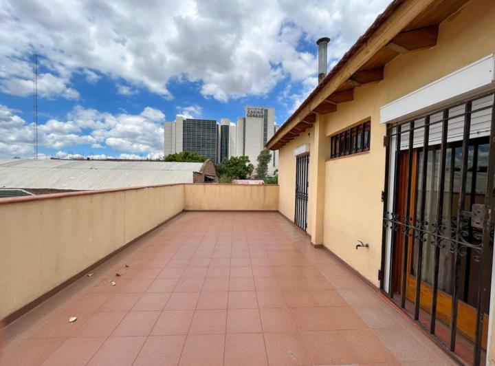 VENTA CASA LATERAL  NORTE ACCESO ESTE 4