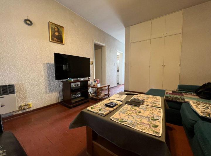 Casa en venta de 3 dormitorios en Sexta Sección 4