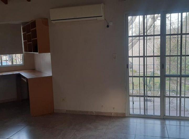 VENTA CASA B° COVIMET, 3 DORM EN PASAJE PRIVADO 5