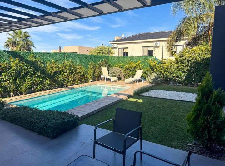 Venta Casa  Barrio Dalvian  Las Heras Mendoza 5