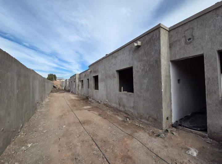 CASA 2 DORMITORIOS EN COMPLEJO CERRADO GUAYMALLÉN 1