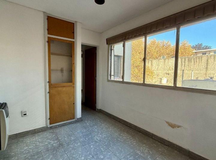 Departamento de 2 habitaciones en venta en Ciudad 4