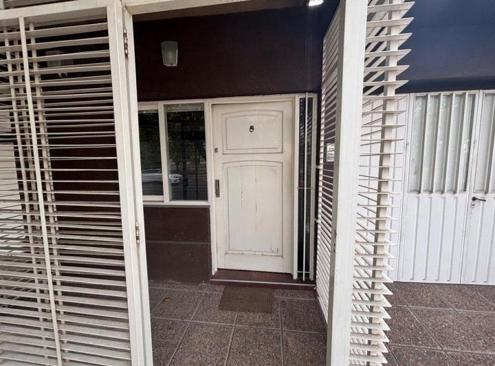 Venta casa 3 dormitorios atrás Shopping Guaymallén 2