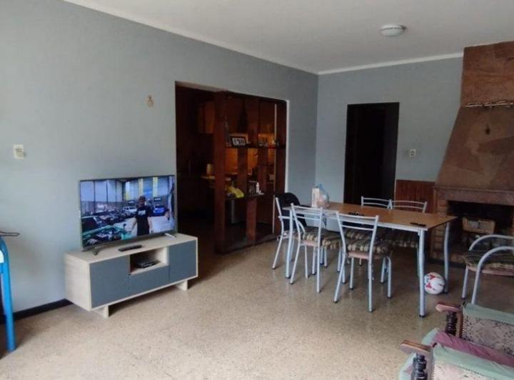VENTA-CASA A RECICLAR EN GRAN TERRENO-DORREGO-MZA 2