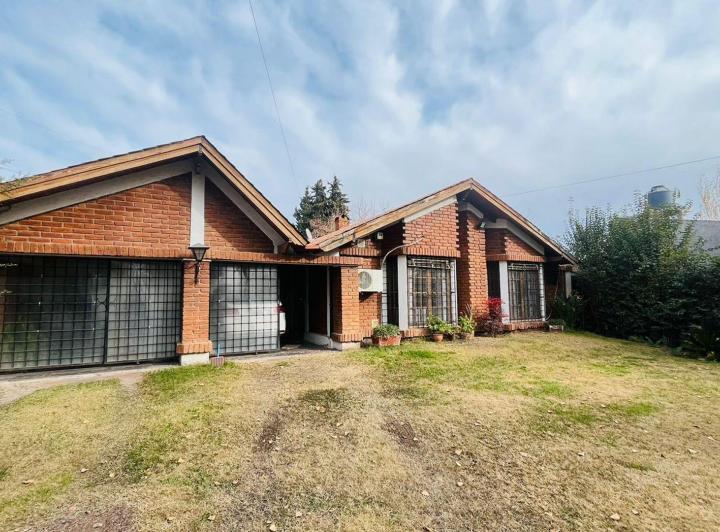 Casa en venta – Coquimbito, Maipú 4 habitaciones 5