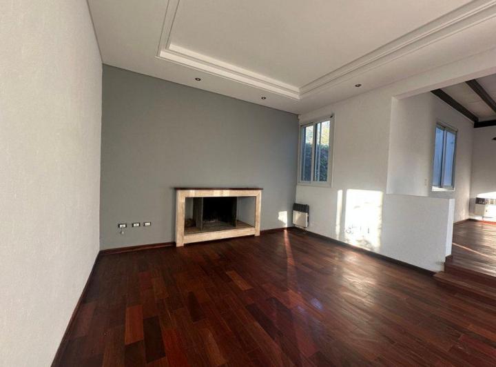 VENTA CASA 4 DORMITORIOS CHACRAS DE CORIA PRIVADO 1