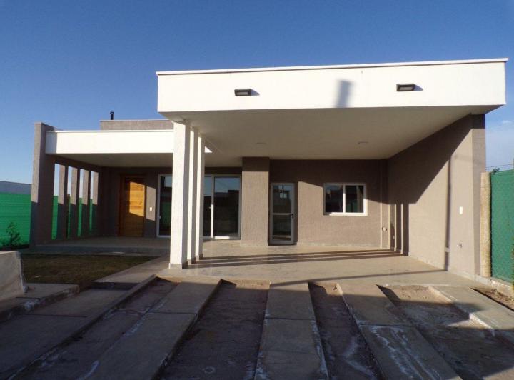 Venta casa en B° Las Retamas Maipú 2