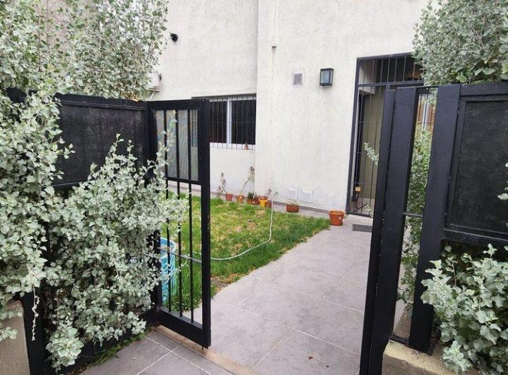 alquiler duplex frente dalvian 2 dormi+cochera 1