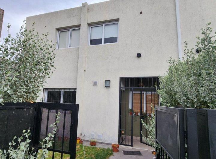 alquiler duplex frente dalvian 2 dormi+cochera 3