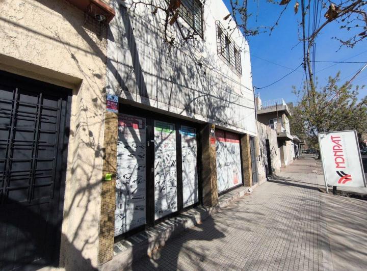 ALQUILER LOCAL COMERCIAL EXCELENTE ZONA SAN JOSE 5