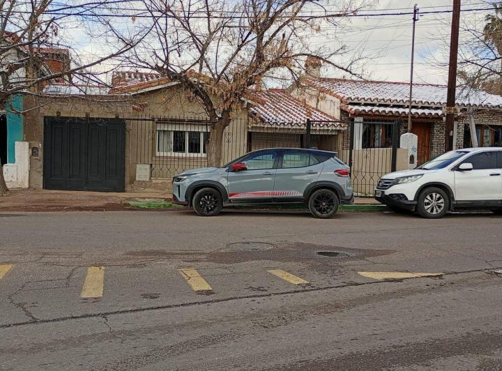 Alquiler casa Destino COMERCIAL Chacras de Coria 3