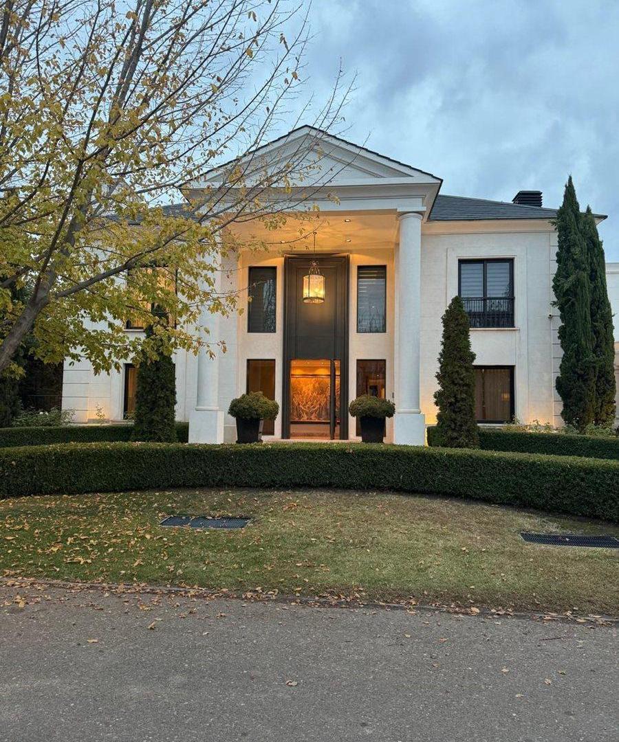 Espectacular casa en venta en Barrio Pueyrredón