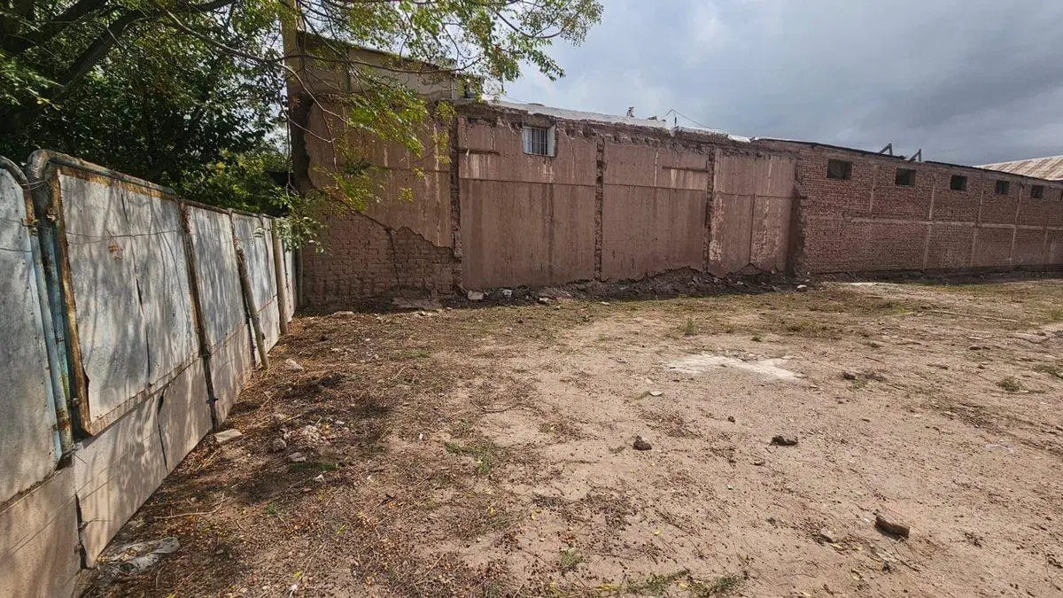 UBICADISIMO TERRENO PARA DESARROLLO EN GODOY CRUZ 4