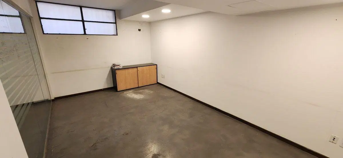 venta oficina local comercial centro mendoza 4