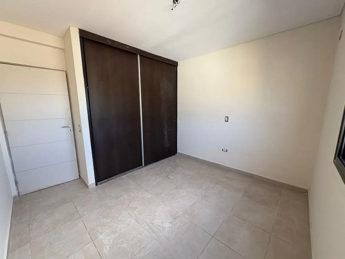 VENTA DEPARTAMENTO 3 HABITACIONES ZONA LAS CAÑAS 4