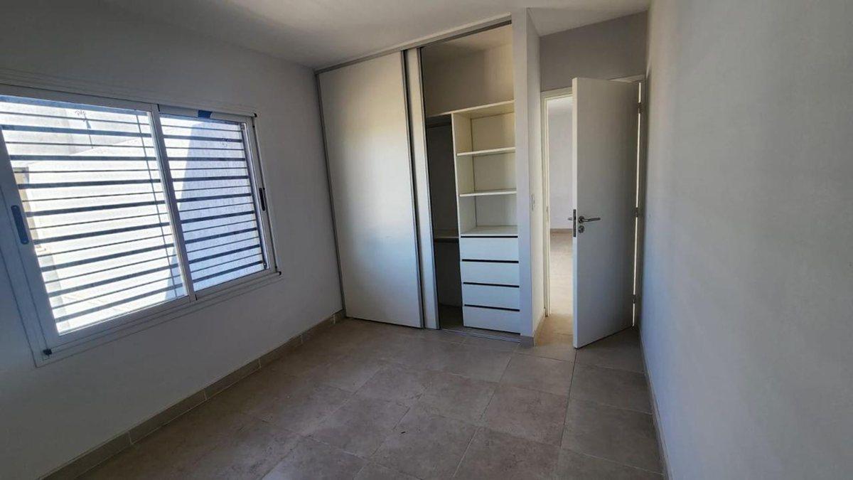 VENTA DEPARTAMENTO 2 DOMITORIOS Y COCHERA